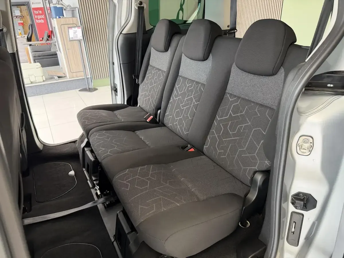 Used Peugeot TePee Active 2019 Silver MPV