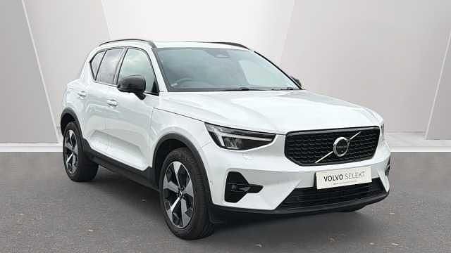 Used 2023 Volvo XC40 Ultimate SUV | £28,895 (Fair price) - Image 1/3