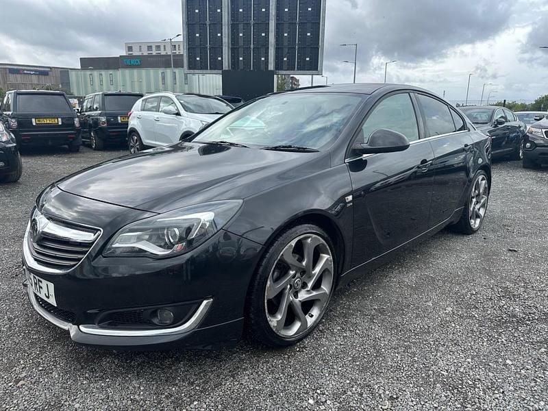 Used Vauxhall Insignia SRi 140 HP (102 kW) 2015 Black Hatchback