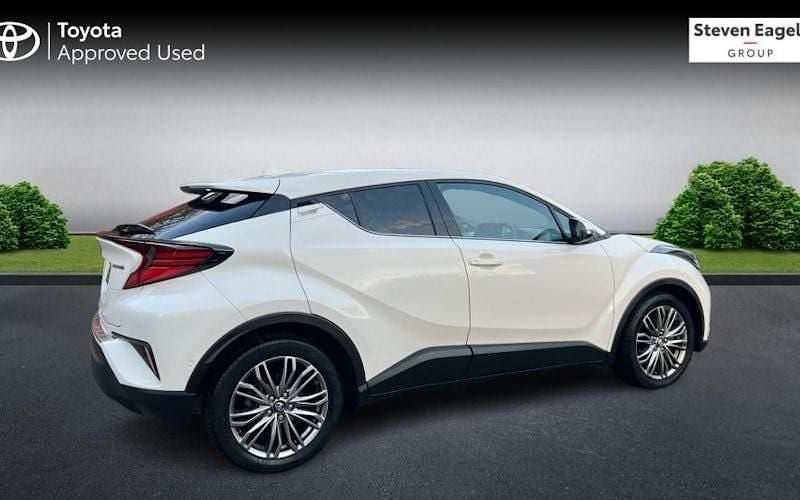 Used Toyota C-HR 122 HP (89 kW) 2023 SUV