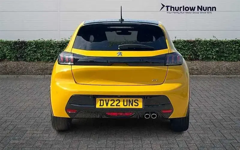 Used Peugeot 208 Premium 131 HP (96 kW) 2022 Yellow Hatchback