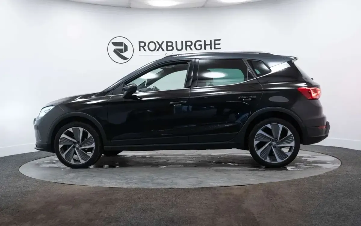 Used Seat Arona FR 110 HP (80 kW) 2023 Black SUV