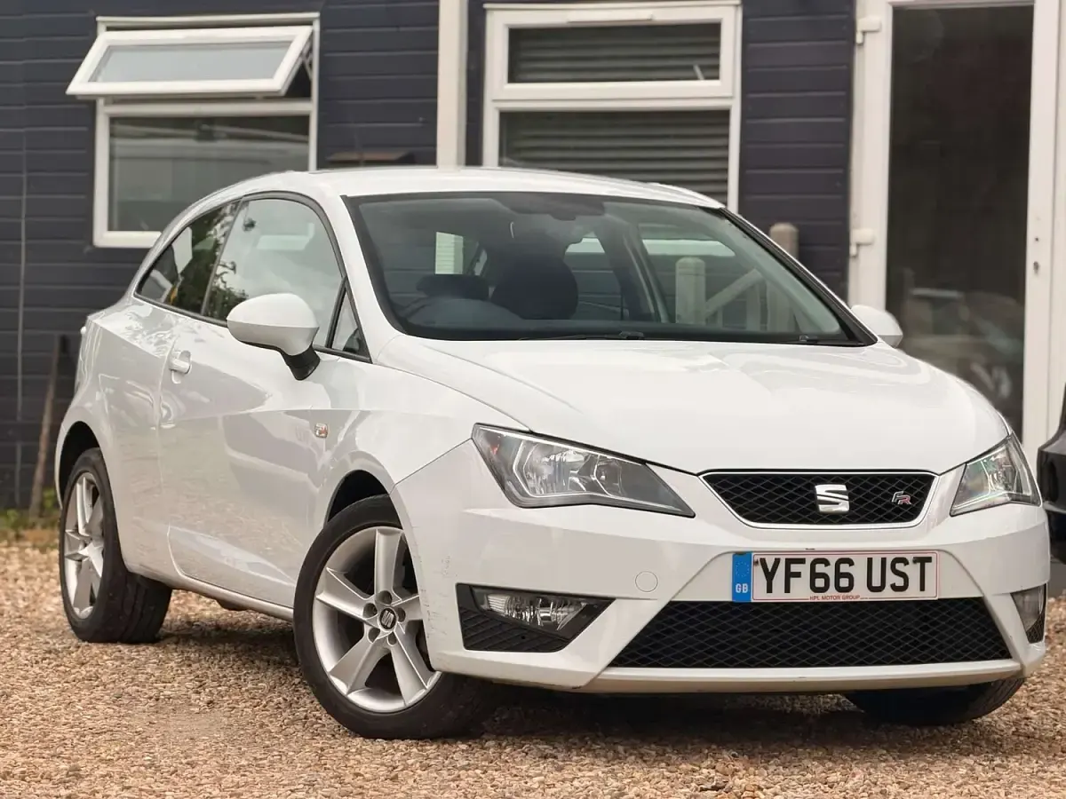 Used Seat Ibiza FR 90 HP (66 kW) 2016 White Hatchback