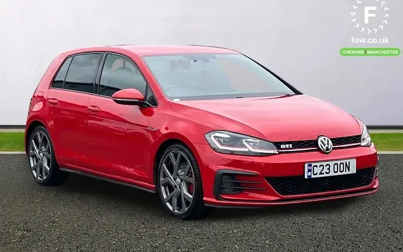 Used VW Golf VII GTI 230 HP (169 kW) 2017 Hatchback