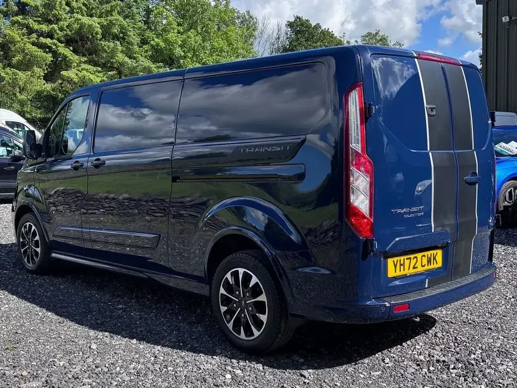 Used Ford Transit Custom Sport 170 HP (125 kW) 2022 Blue Van