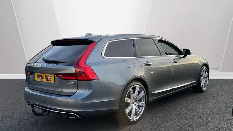 Used Volvo V90 Inscription 188 HP (138 kW) 2018 Grey Estate