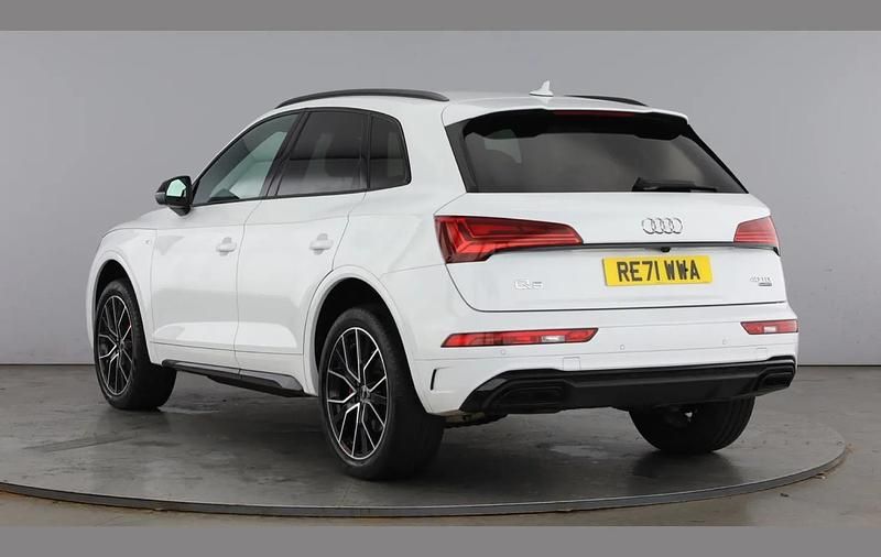 Used Audi Q5 Comfort 200 HP (147 kW) 2021 White SUV
