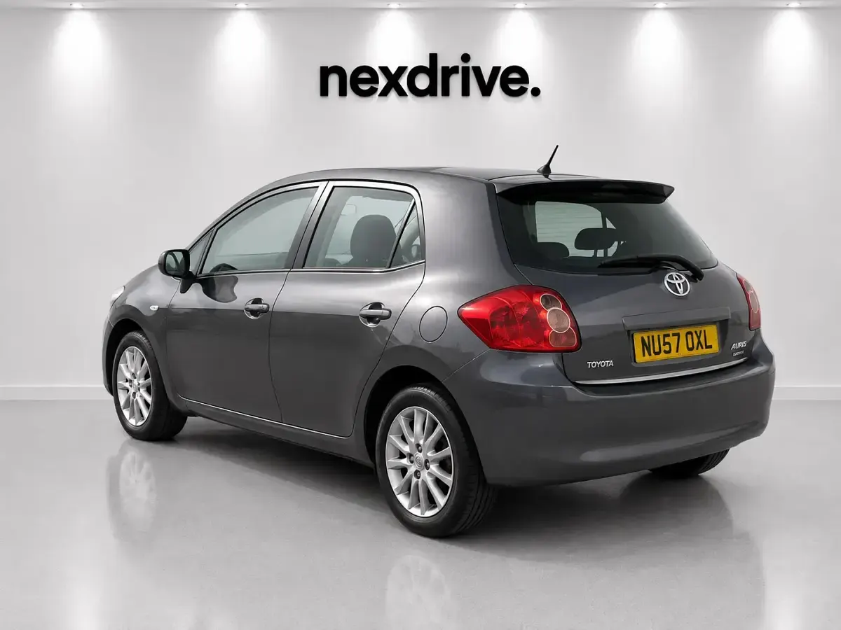 Used Toyota Auris 2007 Grey Hatchback