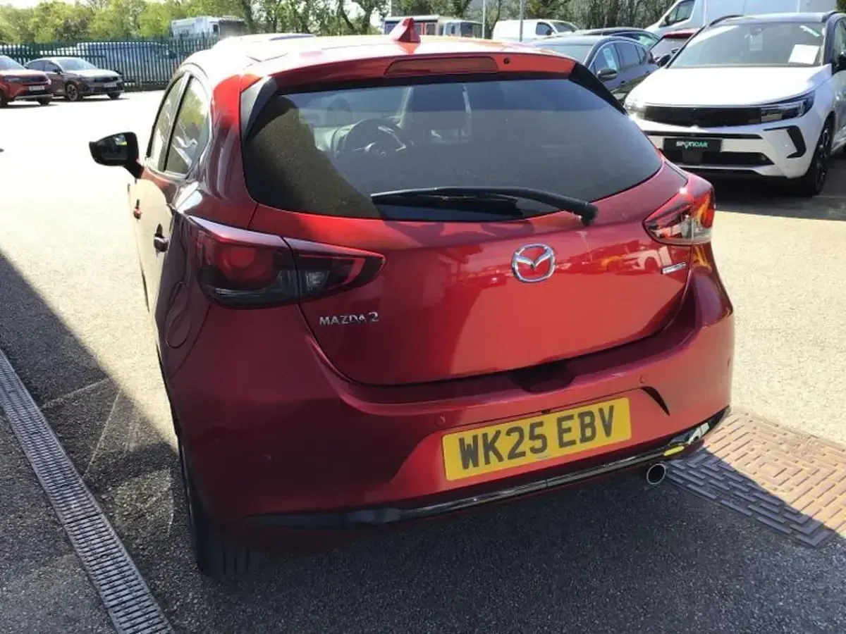 Begagnad Mazda 6 Exclusive-Line 89 HK (65 kW) 2025 Röd