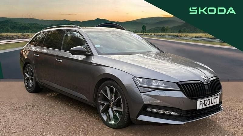 Used Skoda Superb SportlinePlus 200 HP (147 kW) 2023 Grey Estate