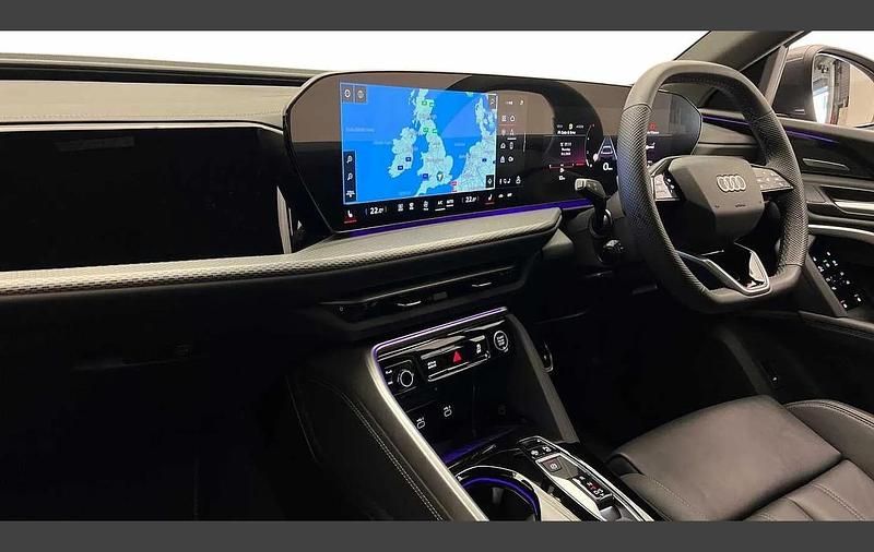 Begagnad Audi Q5 S-Line 204 HK (150 kW) 2025 Grå SUV