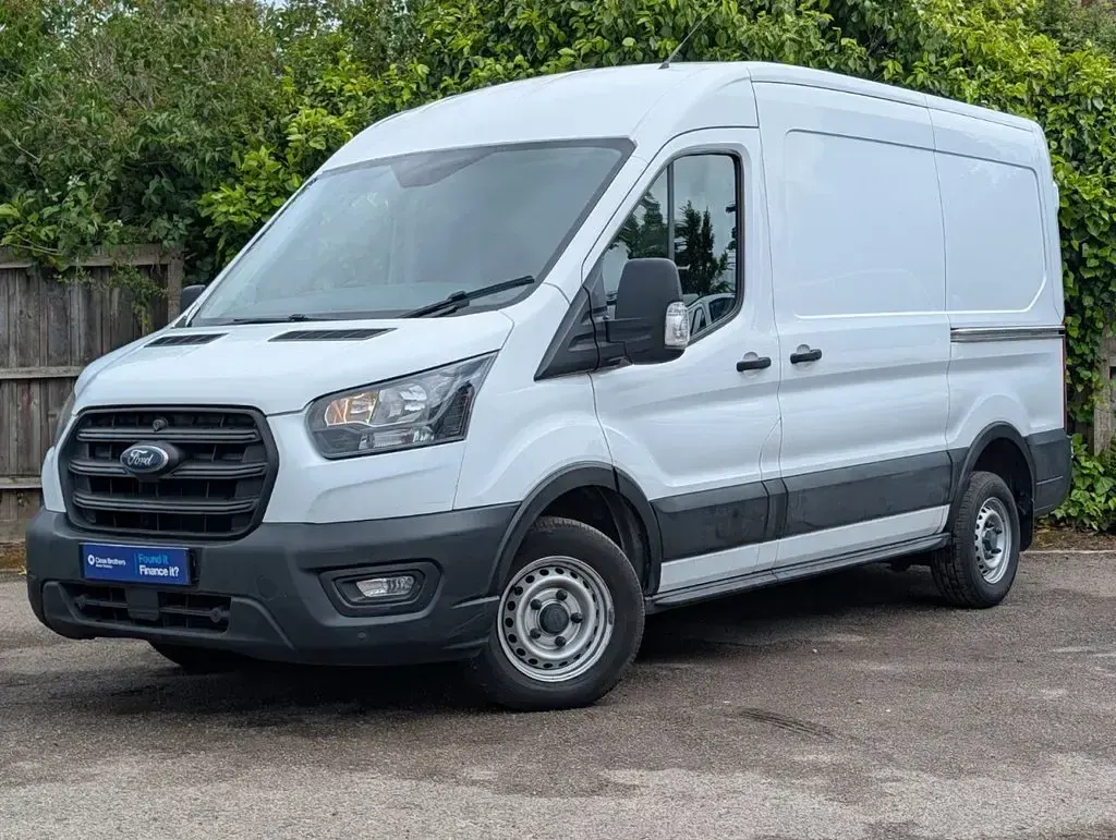 Used Ford Transit S 105 HP (77 kW) 2020 White Van