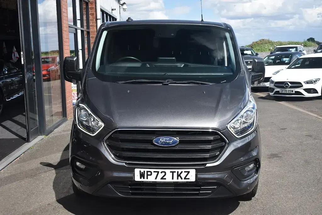 Used Ford Transit Custom Limited 170 HP (125 kW) 2022 Grey Van
