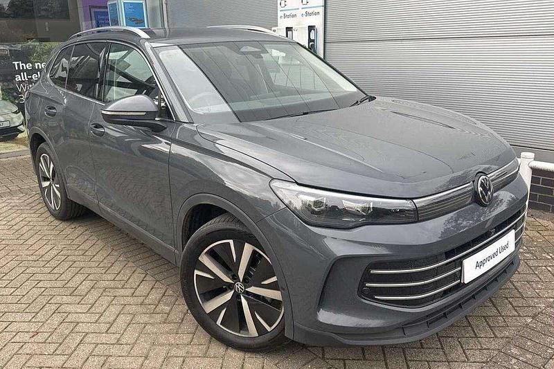 Grey Used 2025 VW Tiguan Elegance SUV | £35,989 - Image 1/4