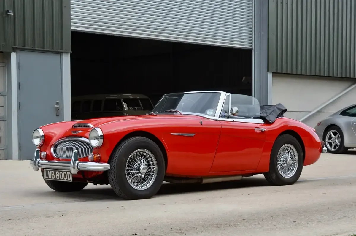 Used Austin 3-Litre 1984 Red