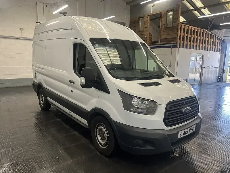Used Ford Transit 130 HP (95 kW) 2019 White Van