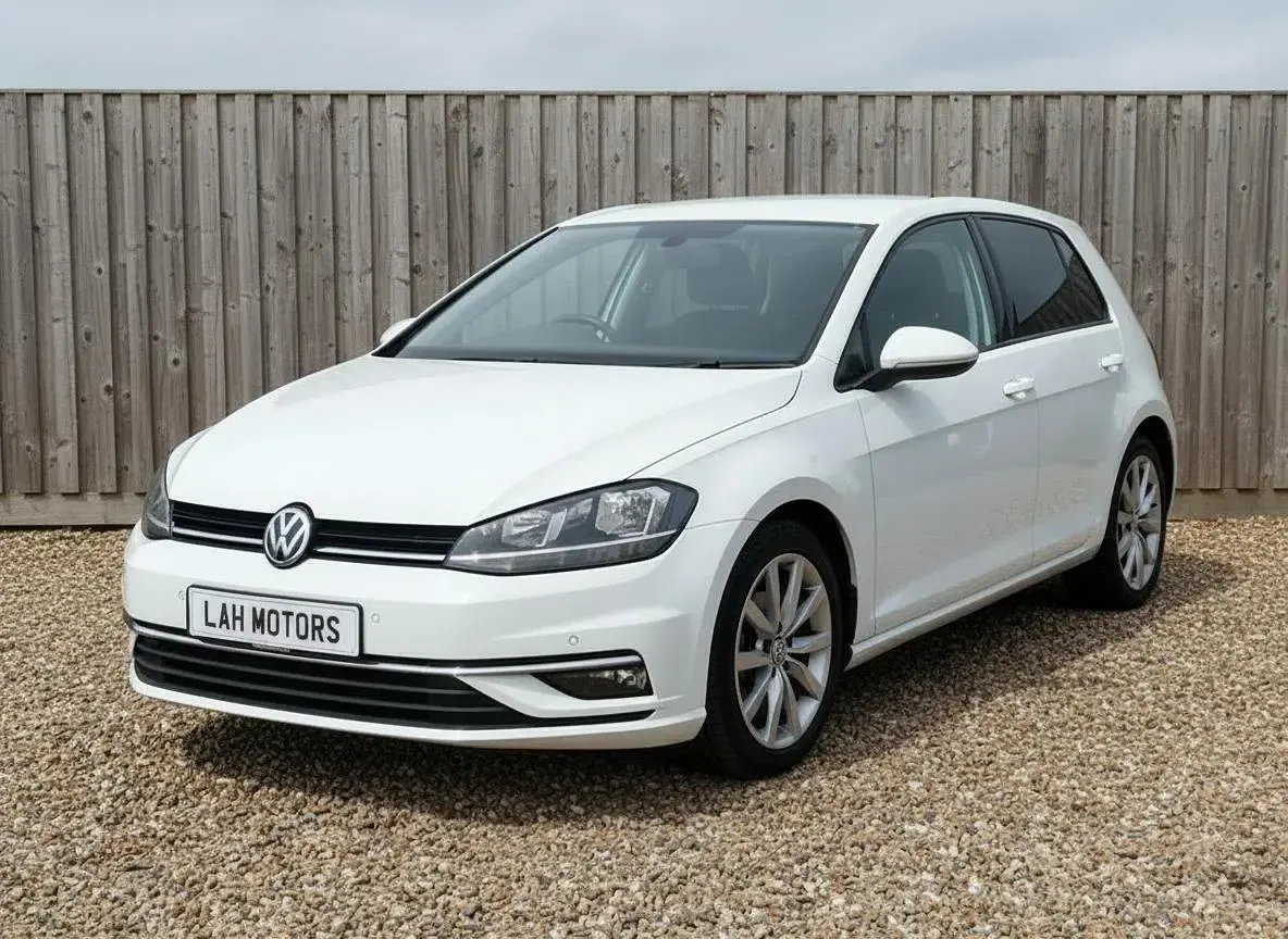Used VW Golf VII GT 2013 White Hatchback