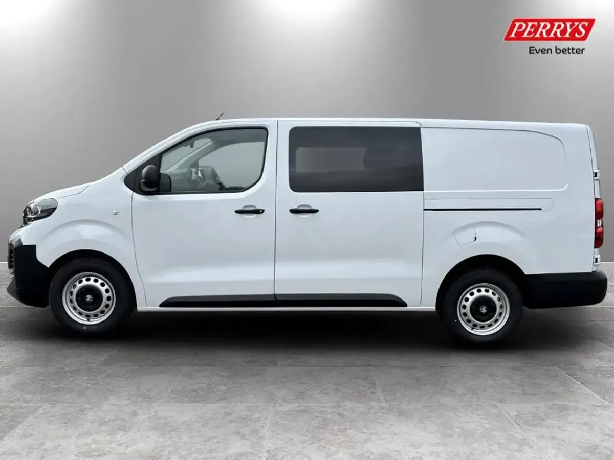 New Vauxhall Vivaro 143 HP (105 kW) 2025 White MPV