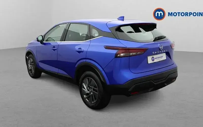 Used Nissan Qashqai Acenta Premium 140 HP (102 kW) 2023 Blue SUV