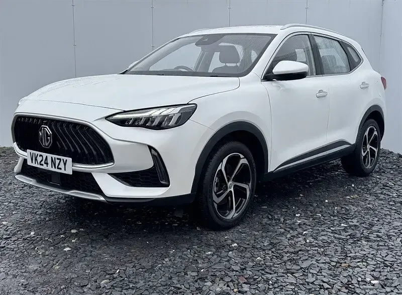 Used MG HS SE 162 HP (119 kW) 2024 White SUV