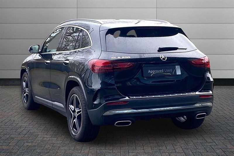 Used Mercedes GLA200 Executive 163 HP (119 kW) 2025 Cosmos black SUV
