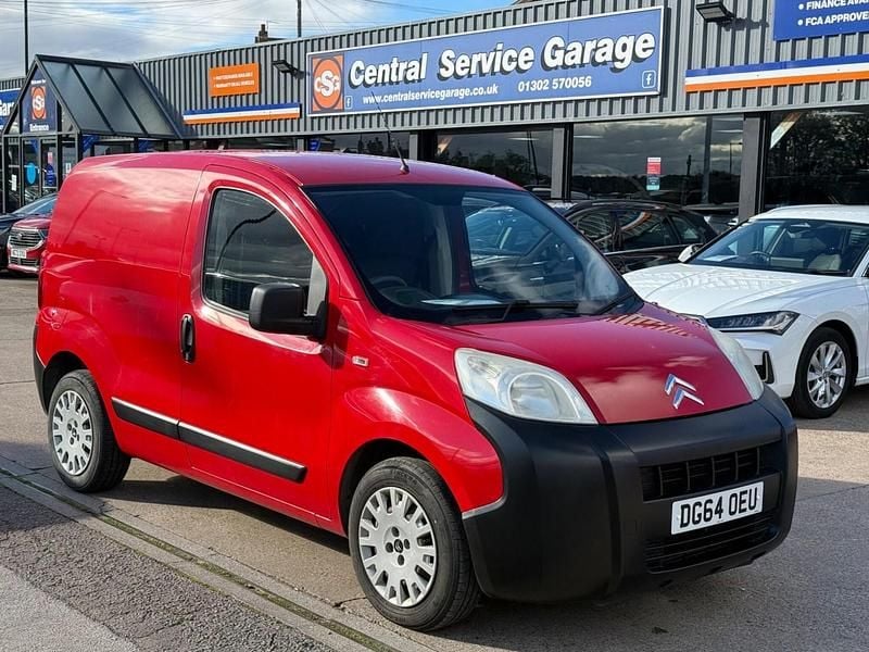 Red Used 2014 Citroën Nemo Start MPV | £3,995 (A bit pricey) - Image 1/2