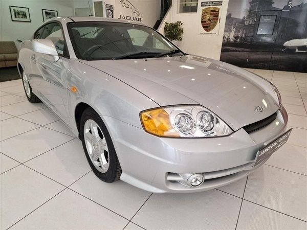 Liquid silver metallic Used 2004 Hyundai Coupé Coupe | £4,995 - Image 1/1