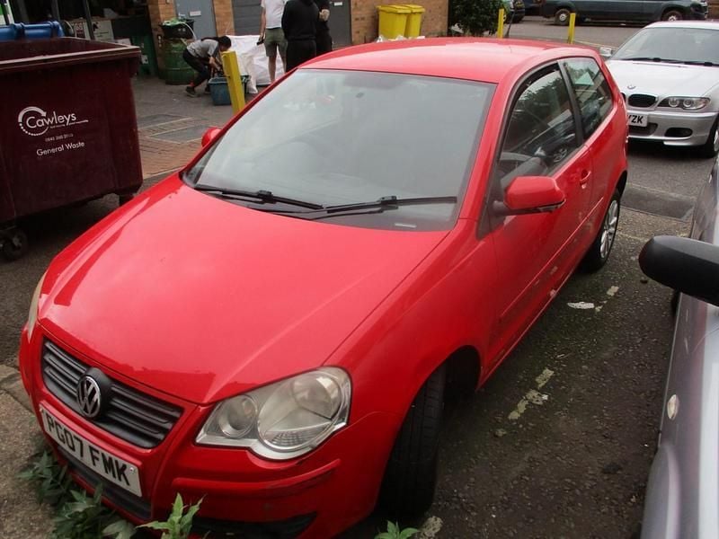 Image 2/4