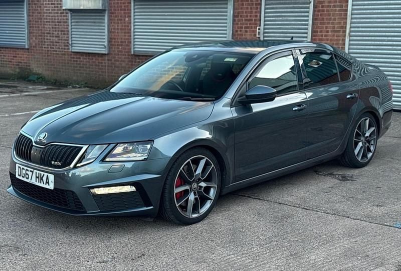 Used Skoda Octavia vRS 230 HP (169 kW) 2017 Grey Hatchback