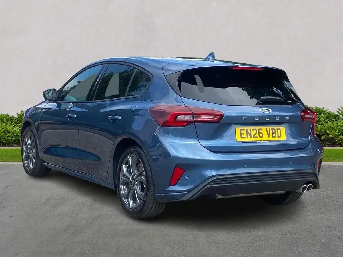New Ford Focus ST-Line 2026 Blue Hatchback