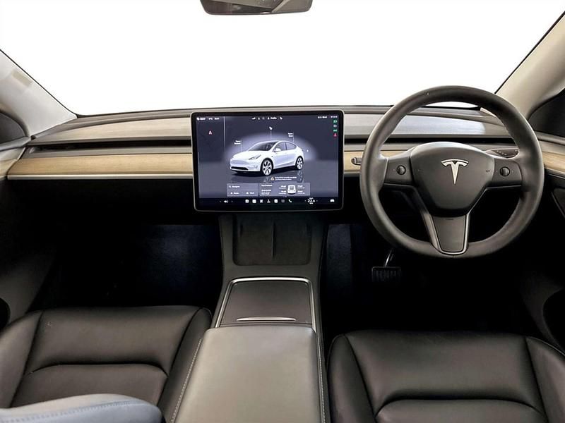 Used Tesla Model Y Long Range AWD 282 kW (384 HP) 2022 White SUV