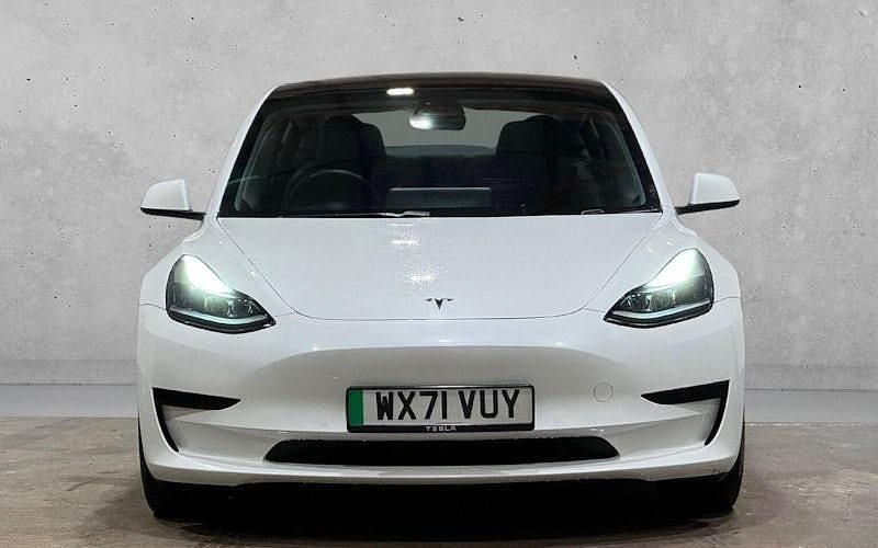 Usado Tesla Model 3 Standard Range 366 kW (498 HP) 2021 Branco Sedan