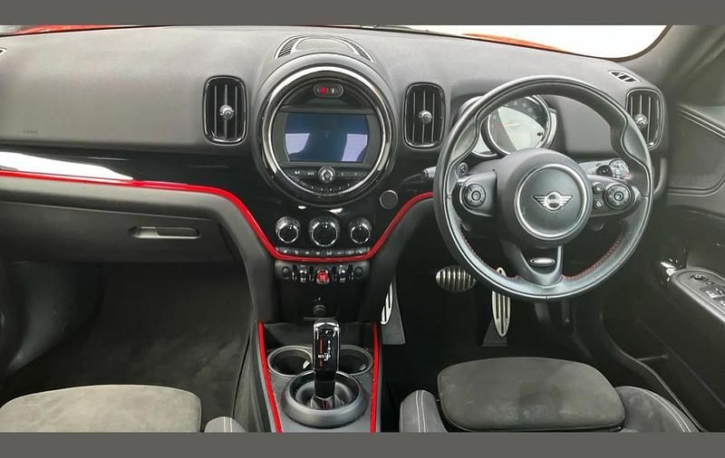 Used Mini Cooper S Countryman Sport 192 HP (141 kW) 2019 Chili red SUV