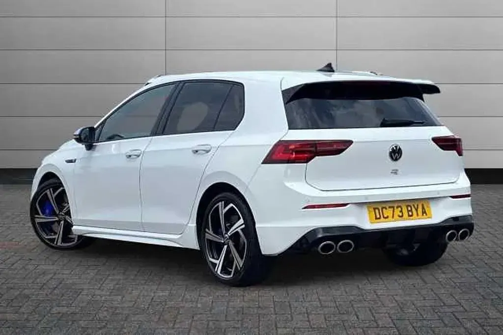Used VW Golf VIII R 320 HP (235 kW) 2024