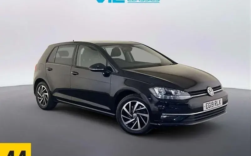 Second-hand VW Golf VII Match 150 CP (110 kW) 2019 Hatchback