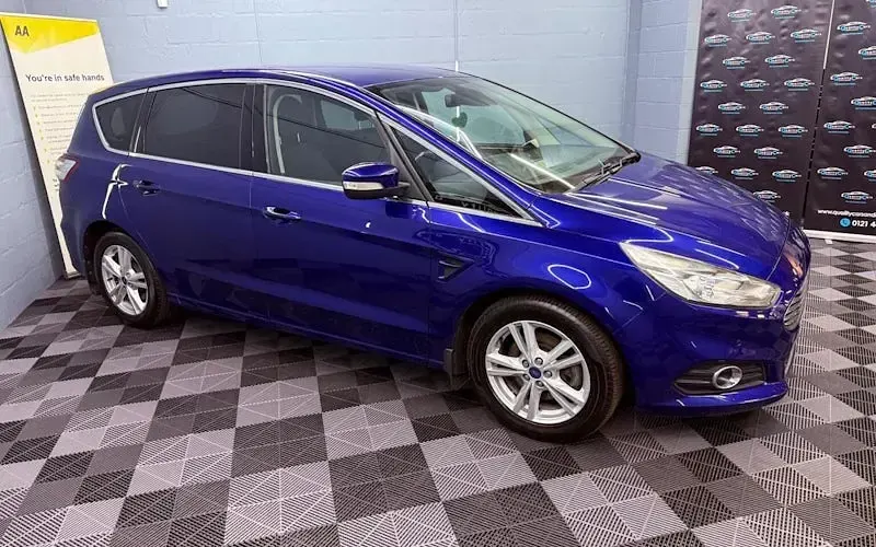 Used Ford S-MAX Titanium 150 HP (110 kW) 2018 MPV