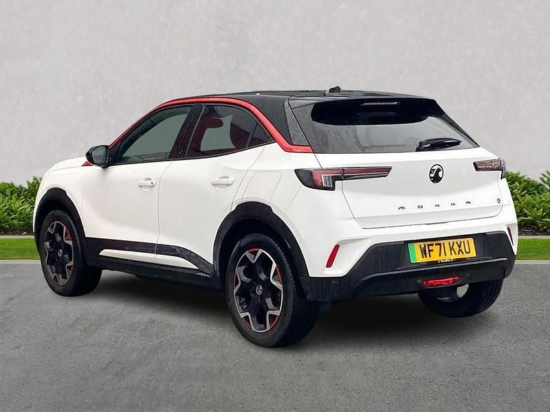 Used Vauxhall Mokka SRi 100 kW (136 HP) 2021 White SUV