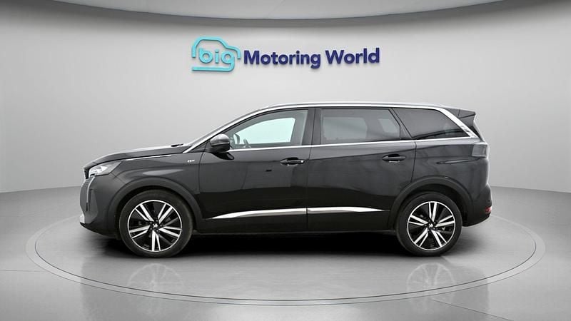 Used Peugeot 5008 Premium 131 HP (96 kW) 2022 Black SUV