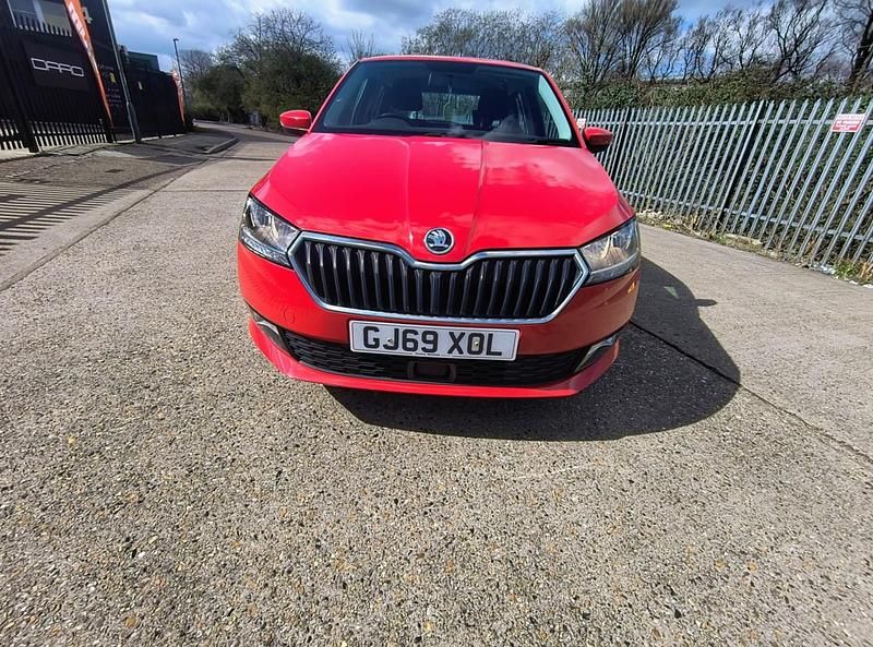 Used Skoda Fabia SE 75 HP (55 kW) 2019 Red Hatchback