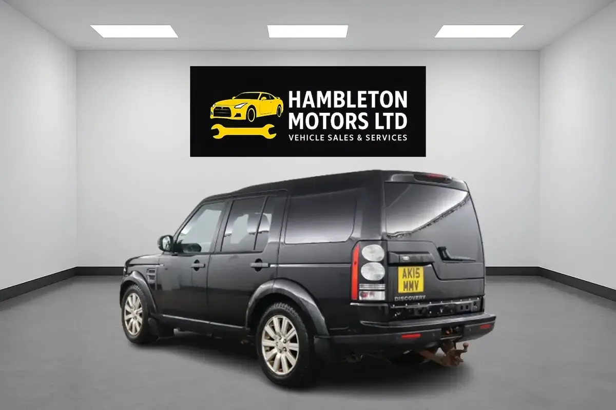 Used Land Rover Discovery 256 HP (188 kW) 2015 Black SUV