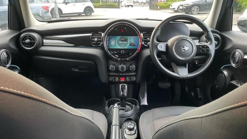 Used Mini Cooper Classic 134 HP (98 kW) 2022 Blue Hatchback