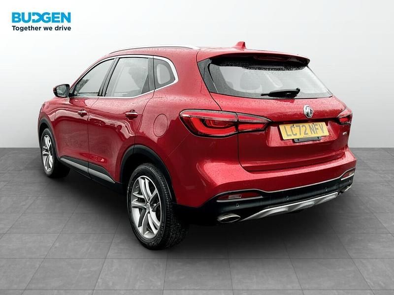 Used MG HS Excite 162 HP (119 kW) 2022 Red SUV