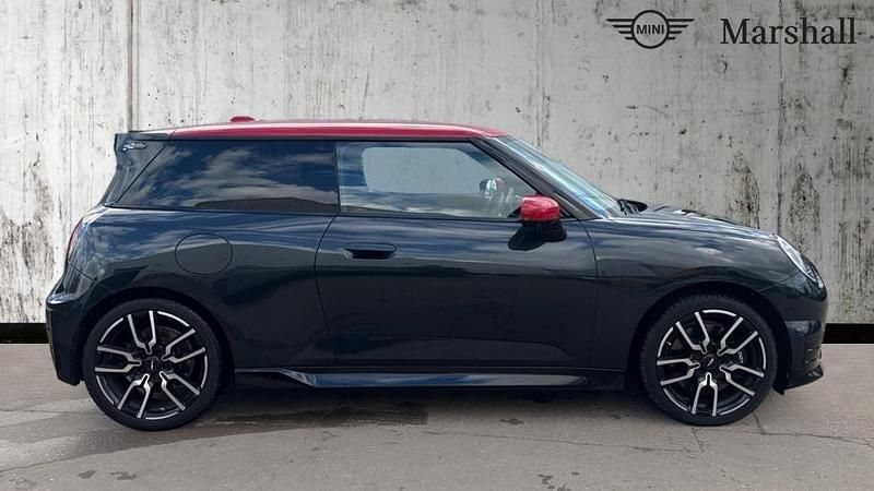 Used Mini Cooper SE Hatch 158 kW (215 HP) 2024 Grey Hatchback