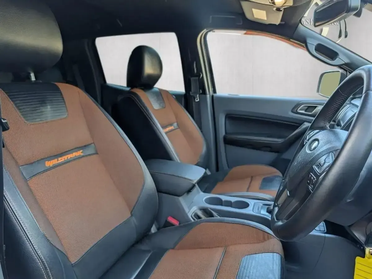 Begagnad Ford Ranger Wildtrack 200 HK (147 kW) 2016 Grå Pickup