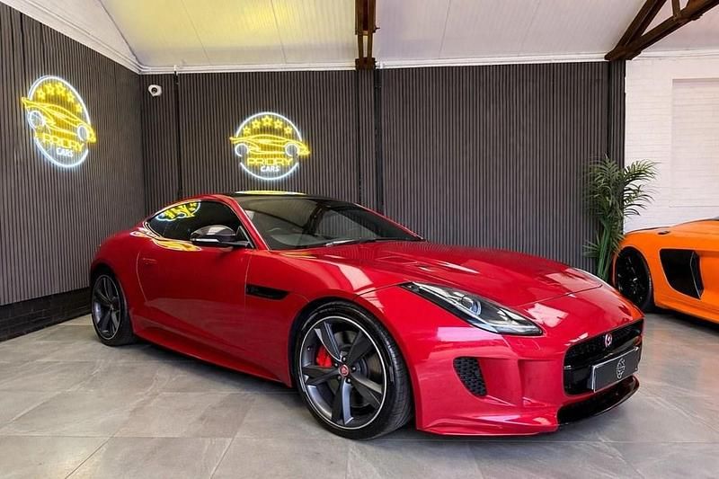 Used Jaguar F-Type R 550 HP (404 kW) 2017 Red Coupe