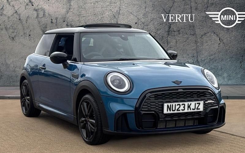 Used Mini Cooper Hatch 136 HP (100 kW) 2022 Hatchback