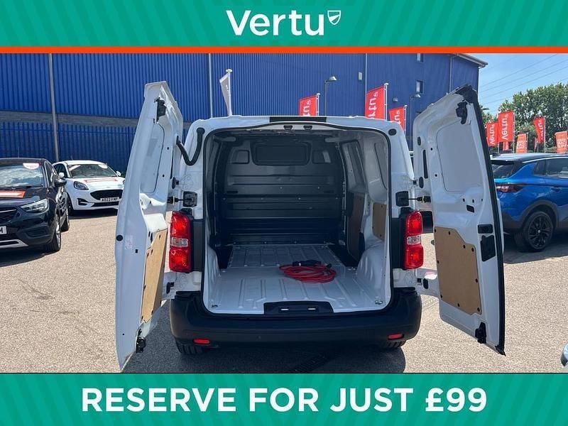 White Used 2024 Vauxhall Vivaro Van | £14,163 (Super price) - Image 1/4