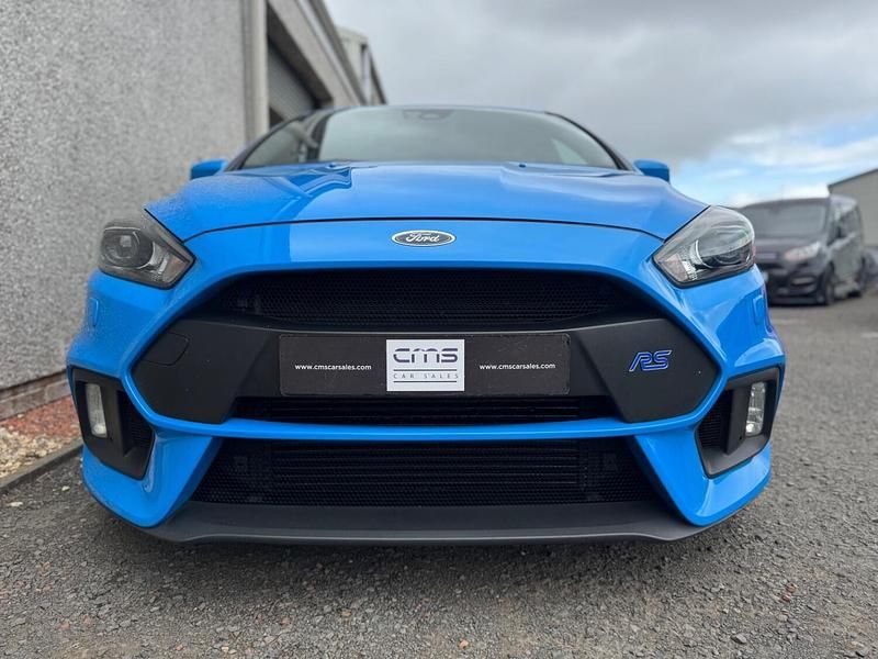 Used Ford Focus RS 350 HP (257 kW) 2017 Blue Hatchback