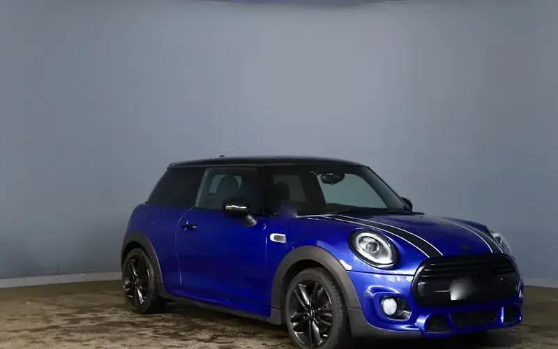 Begagnad Mini Cooper Hatch 136 HK (100 kW) 2018 Halvkombi