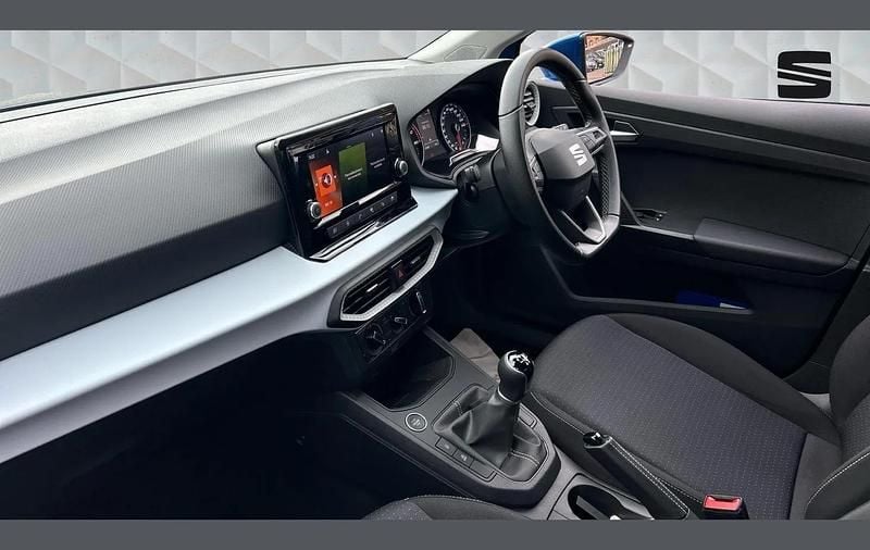 Used Seat Ibiza SE 94 HP (69 kW) 2023 Blue Hatchback